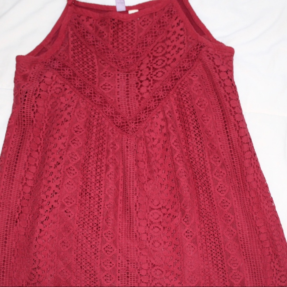 Francesca’s maroon flare dress